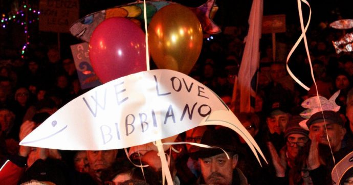 Le piazze, gli appelli e il mini-programma. Le Sardine lanciano un amo ai giallorosa