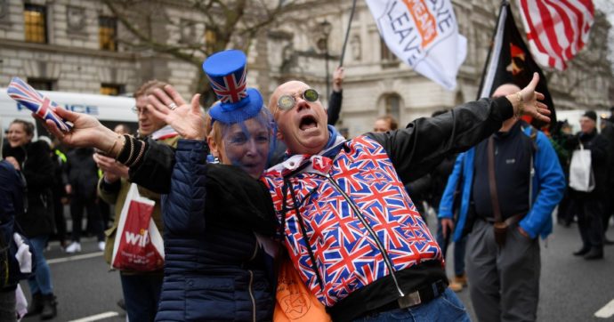 “Good morning, Brexit”: Londra si sveglia da sola