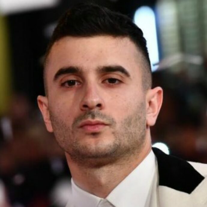 Sanremo 2020, la gola profonda dell’orchestra a FqMagazine: “Il pezzo di Junion Cally è uno dei più forti e ritmati. La botta di sonno? Marco Masini”