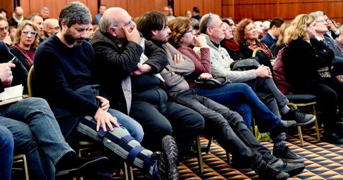 5Stelle, i filo-dem insistono: “In Campania decida  il web”