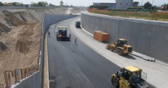 Copertina di Il bluff delle Regioni del Nord: ora ridanno le strade allo Stato