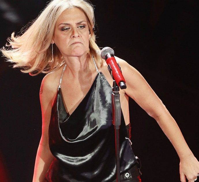 Festival di Sanremo 2020, la gaffe di Amadeus con Irene Grandi: “Le ha dato della ce**a”