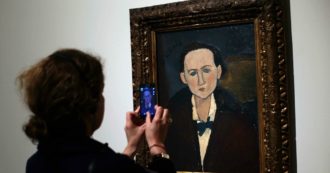 Copertina di Livorno, la corte dei Conti apre un fascicolo su una mostra dedicata a Modigliani: “1,2 milioni di euro versati a Dubai”