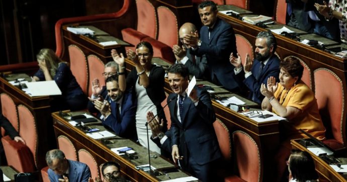 Giornalisti, Renzi blocca la legge anti-intimidazioni