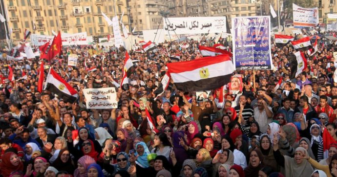 Schierato contro Al Sisi e “seguito” fino in Italia