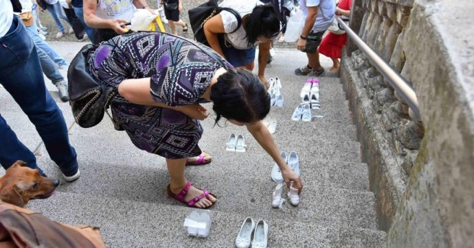 Bibbiano, i colleghi dicevano: “Sono patologici e invasati”