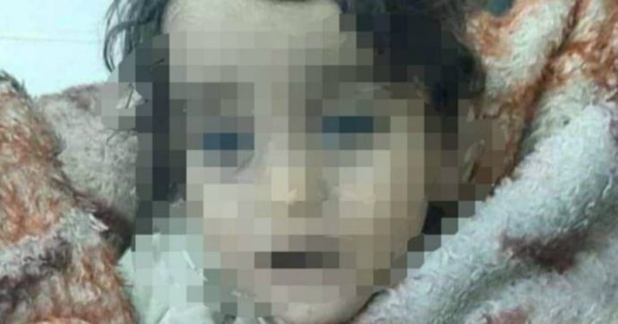 Siria, bimba di un anno e mezzo e muore di freddo: Iman Mahmoud Laila viveva in un campo profughi