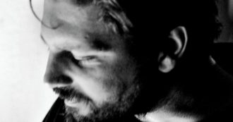 Copertina di “Per capire le guerre serve un fotoreporter”