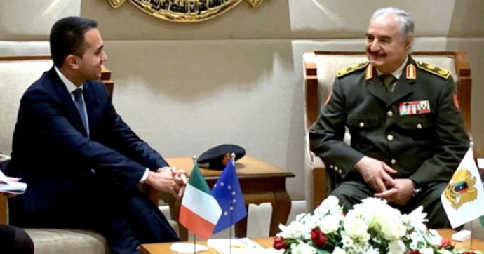 “Pace e petrolio”: il nuovo appello dell’Italia a Haftar