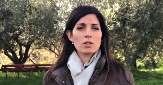 Coronavirus, a Pomeriggio 5 arriva a sorpresa la sindaca Raggi e si arrabbia con i runner: “Dovete stare a casa, è così difficile?” Coronavirus, a Pomeriggio 5 arriva a sorpresa la sindaca Raggi e si arrabbia con i runner: “Dovete stare a casa, è così difficile?”