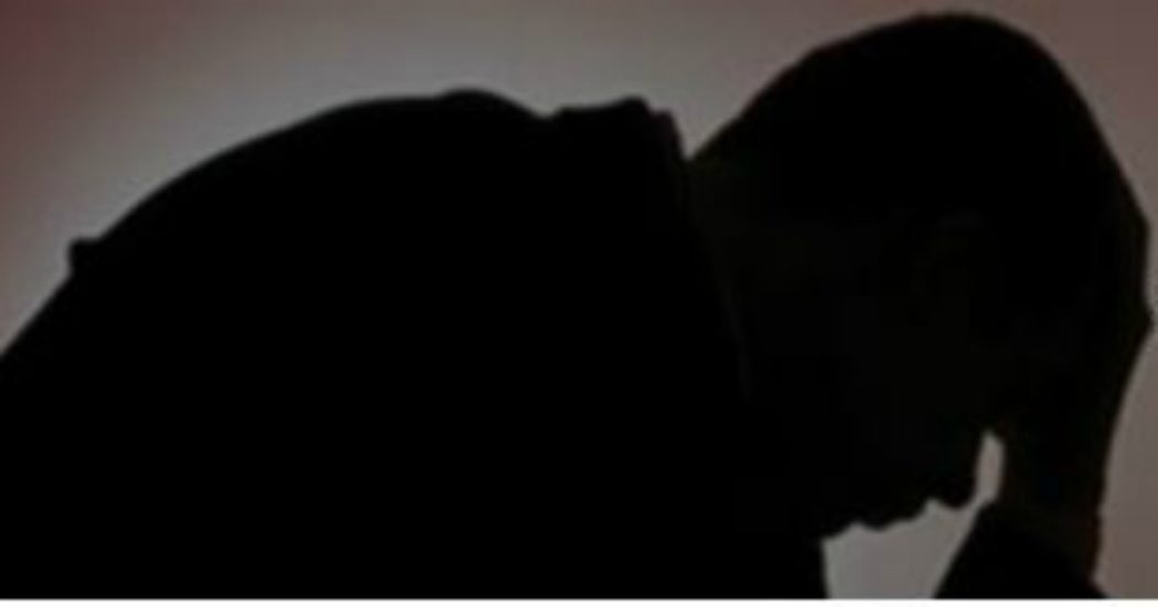 Si era finto una ragazza e aveva ingannato un 24enne morto suicida: 64enne trovato senza vita