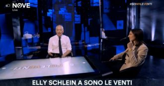 Copertina di Sono le Venti (Nove), Elly Schlein a Gomez: “La mia uscita dal Pd di Renzi? C’erano riforme non condivise come il Jobs Act e la Buona Scuola”