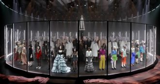 Copertina di Gucci, dalle sfilate show agli abiti creati per Achille Lauro. Così Alessandro Michele ha trasformato il marchio in un messaggio