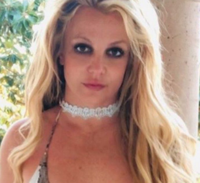 Britney Spears nuda su Instagram. I fan: “Stai esagerando”