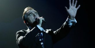 Copertina di The Smiths, Meat is Murder compie 35 anni. Celebriamolo consapevoli che la reunion non ci sarà mai