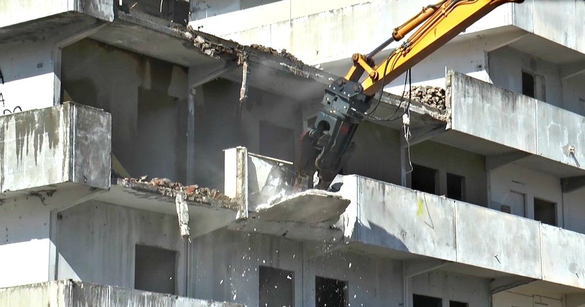 Vele di Scampia, il sindaco di Napoli ordina lo sgombero di una cinquantina di alloggi per motivi di sicurezza