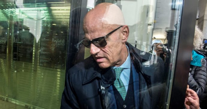 Descalzi da Fraccaro a Chigi per blindare la sua conferma