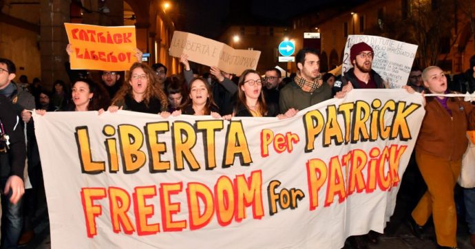 “Noi, gli altri Zaki da Milano a Berlino: così Al Sisi ci spia”