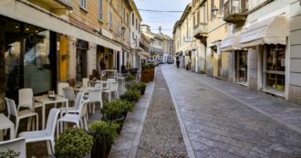 Copertina di I paesi fantasma nell’epicentro padano del virus