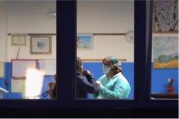 Copertina di Coronavirus, abitante del paese vicino a Vo’ Euganeo era stato a Codogno: possibile collegamento tra Lodigiano e Veneto