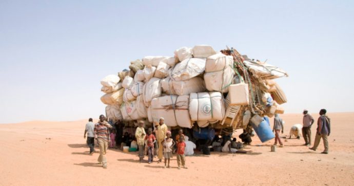 La fragile storia di Thierno, il vetraio del Sahel
