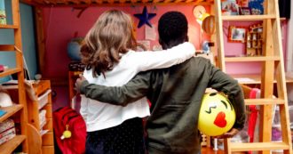 25 novembre – Educare al consenso, raccontare le storie giuste: cinque consigli per prevenire la violenza sulle donne partendo dai bambini