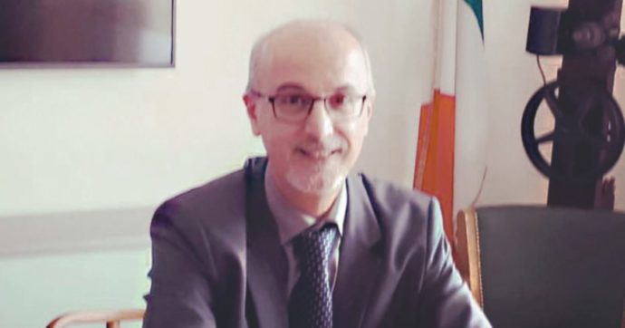 Coronavirus, Lopalco (Università di Pisa): ‘Tanti contagi in Italia? Forse negli altri Paesi non verificano tutti i casi di polmonite. Bisogna preparare gli ospedali’