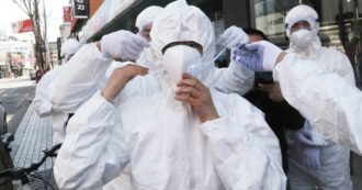 Copertina di Coronavirus, un glossario di ironia e idiozie che hanno invaso il Paese in preda al panico