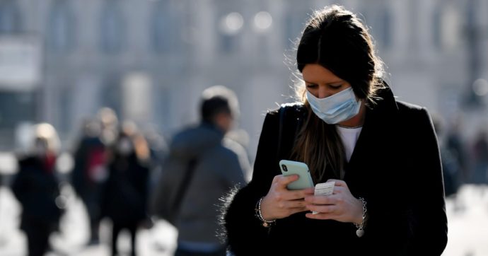 Un altro morto, 450 contagi. Il centralino 1500 senza capo