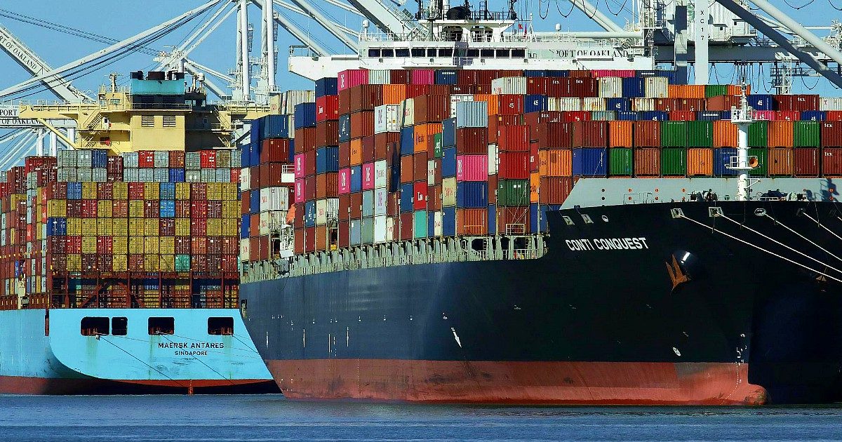 Coronavirus, il rallentamento della Cina ferma moda e farmaceutica. “Dopo l’emergenza chi può cerchi fornitori anche in Europa”