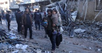 Copertina di La Nato difende Erdogan, ma lui protegge al Qaeda