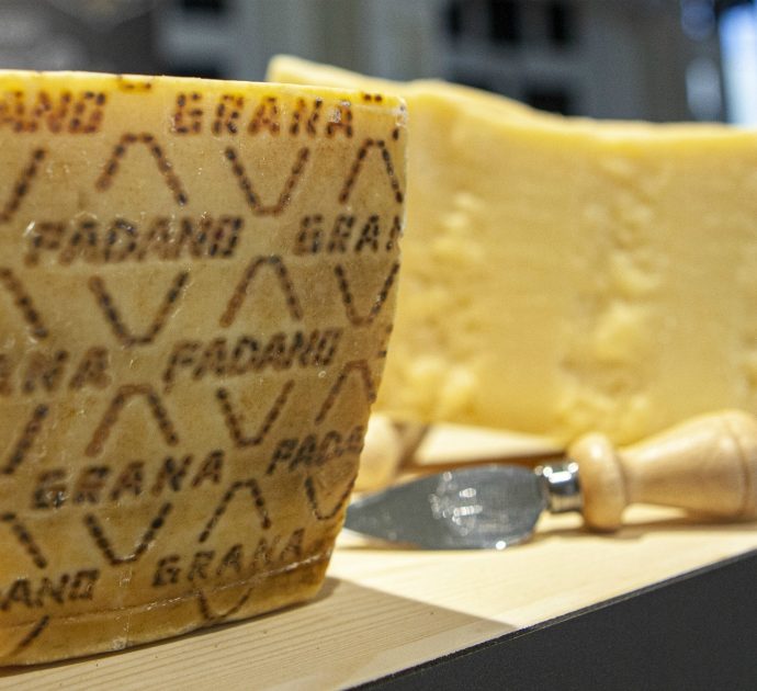 Esselunga richiama confezioni di Parmigiano Reggiano: “Dentro potrebbe esserci del Grana Padano”