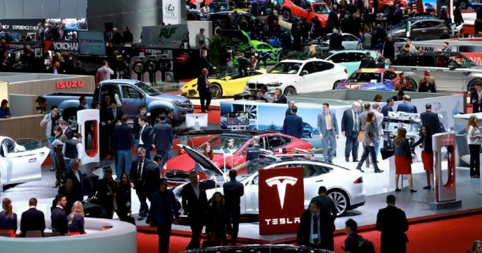 Stop a eventi e saloni, cede pure Ginevra. E intanto rallenta il comparto pubblicità