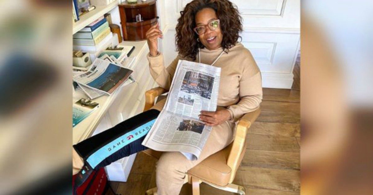 Oprah Winfrey, brutta caduta sul palco: “Ho scelto le scarpe sbagliate”