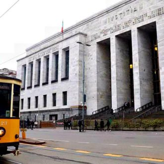 Copertina di “Sentenza già scritta prima del processo”, la denuncia degli avvocati dell’imputato. Presentata istanza di ricusazione