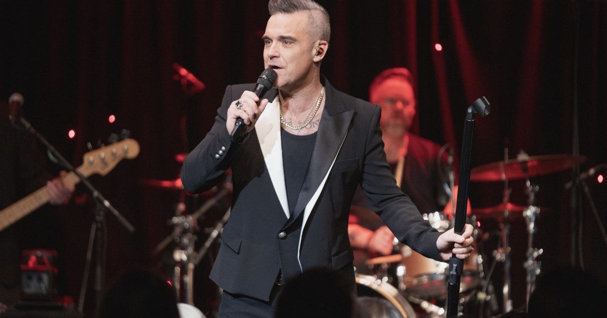 Robbie Williams e la malattia mentale: “Se avessi fatto il falegname avrei avuto comunque problemi ma forse quel settore non è così intenso…”