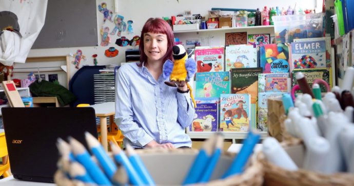 Dal turismo all’assistenza: se a casa ci finiscono le donne