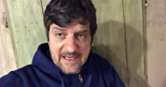 Coronavirus, il particolare appello dell’attore Fabio De Luigi: “Caro iperattivo, calmati un attimo”. E il video fa il giro del web