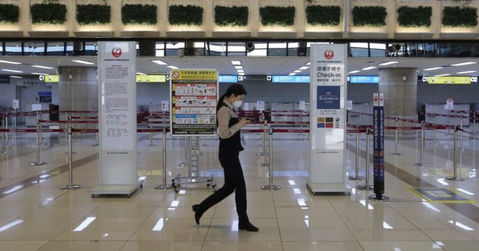 Seguire i telefoni di chi lascia le zone infette: le proposte e i limiti in Italia e nel mondo