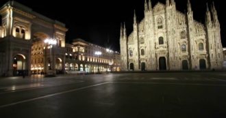 Copertina di Coronavirus, il centro di Milano è vuoto: piazza Duomo e Galleria deserte di sera