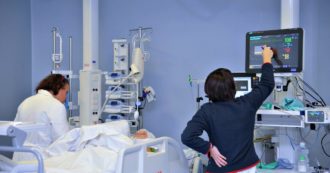 Copertina di Coronavirus, i produttori di respiratori: “Lavoriamo 24 ore su 24. Non è più una questione di fatturato, ma di responsabilità”