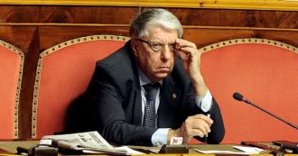 Copertina di “Grazie Coronavirus”: congelate le richieste per Cesaro, Siri  & C.