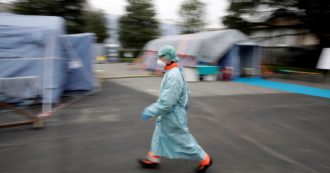 Medico positivo al Covid viola la quarantena e viaggia in auto dall’Abruzzo a Pordenone: voleva partecipare a un presidio no-vax