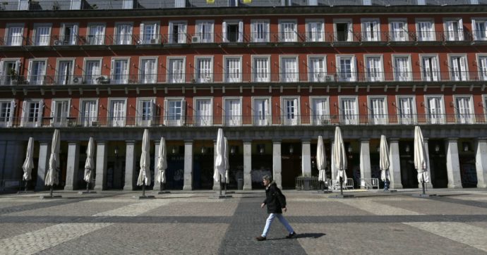 Coronavirus, Corte Superiore di Giustizia boccia i lockdown mirati di Sanchez nella regione Madrid: ‘Ledono libertà fondamentali’