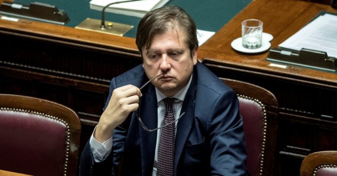 Il virus a Palazzo Chigi: 2 viceministri e 1 tecnico