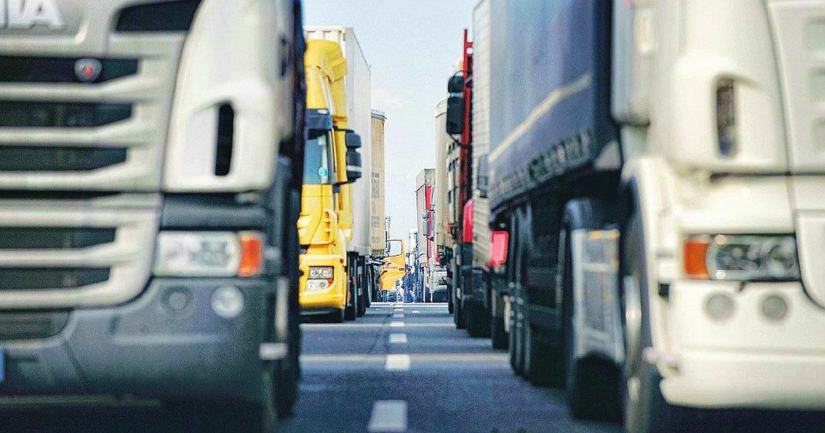 Coronavirus, scaffali pieni al supermercato? “Finora nessun problema, ma la sfida è conciliare esigenze produttive e sicurezza di chi lavora”