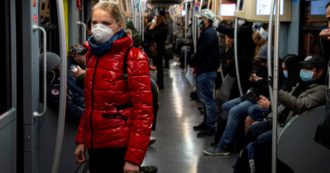 Copertina di “Troppa gente ancora in giro”. Via ai controlli sui telefonini