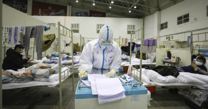 Coronavirus, “l’epidemia si sta diffondendo da Pechino ad altre province. Probabile nuova ondata”