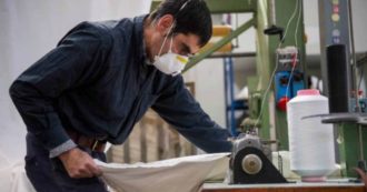 Copertina di Coronavirus, i sindacati: “Dalla Lombardia alla Campania tante aziende producono nonostante dipendenti contagiati e poca sicurezza”