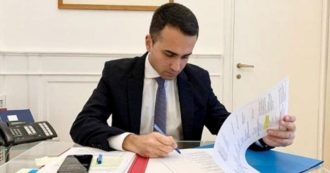 Copertina di Cento milioni di mascherine dall’estero. Di Maio: “Aiuti da Cina, Egitto e Brasile”